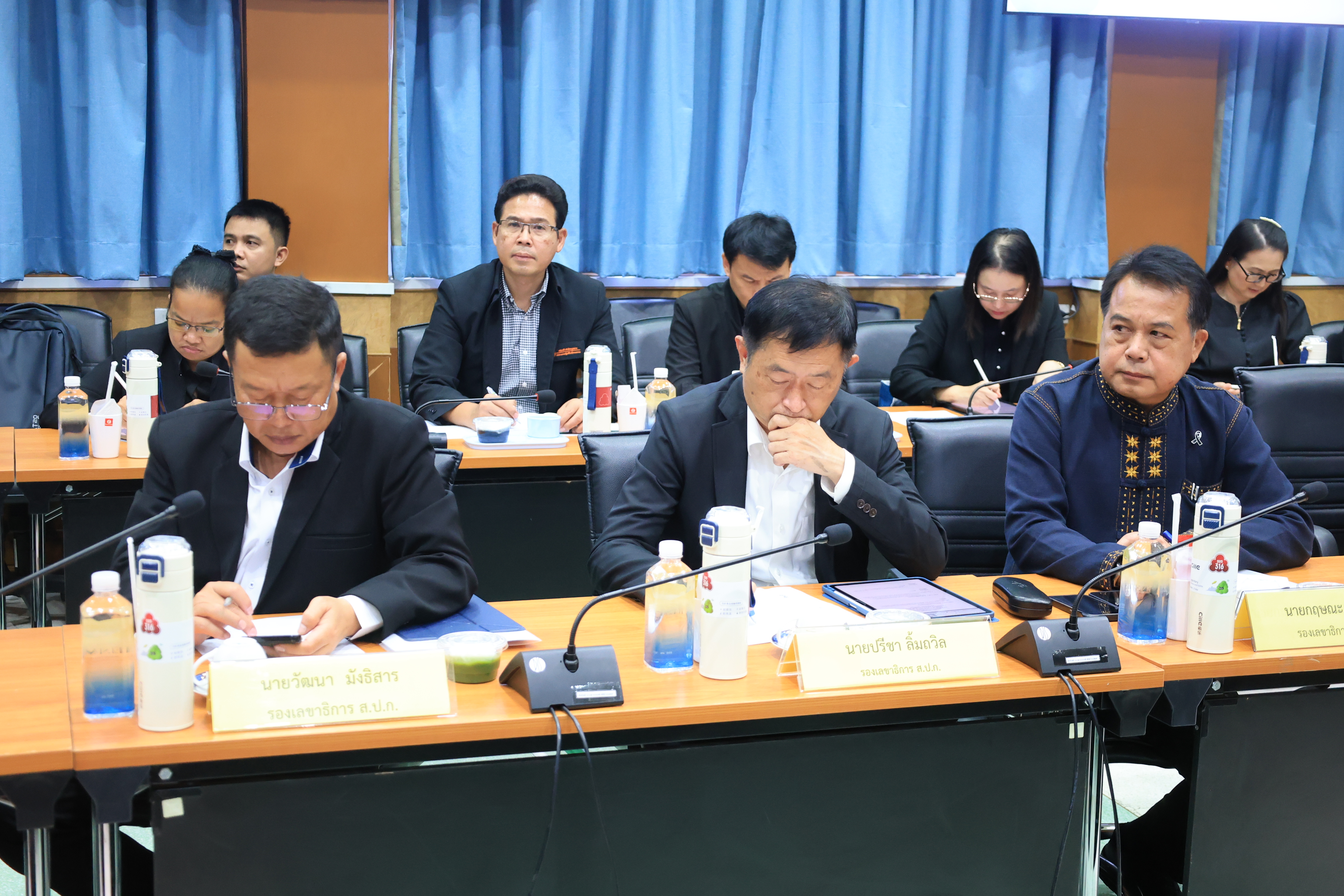 title - ส.ป.ก. ร่วมประชุมขับเคลื่อนนโยบายสำคัญของ รมว.กษ. ครั้งที่ 7/2569  “ยกระดับสิทธิโฉนดเพื่อการเกษตร ปักหมุดพืชเศรษฐกิจใหม่ 